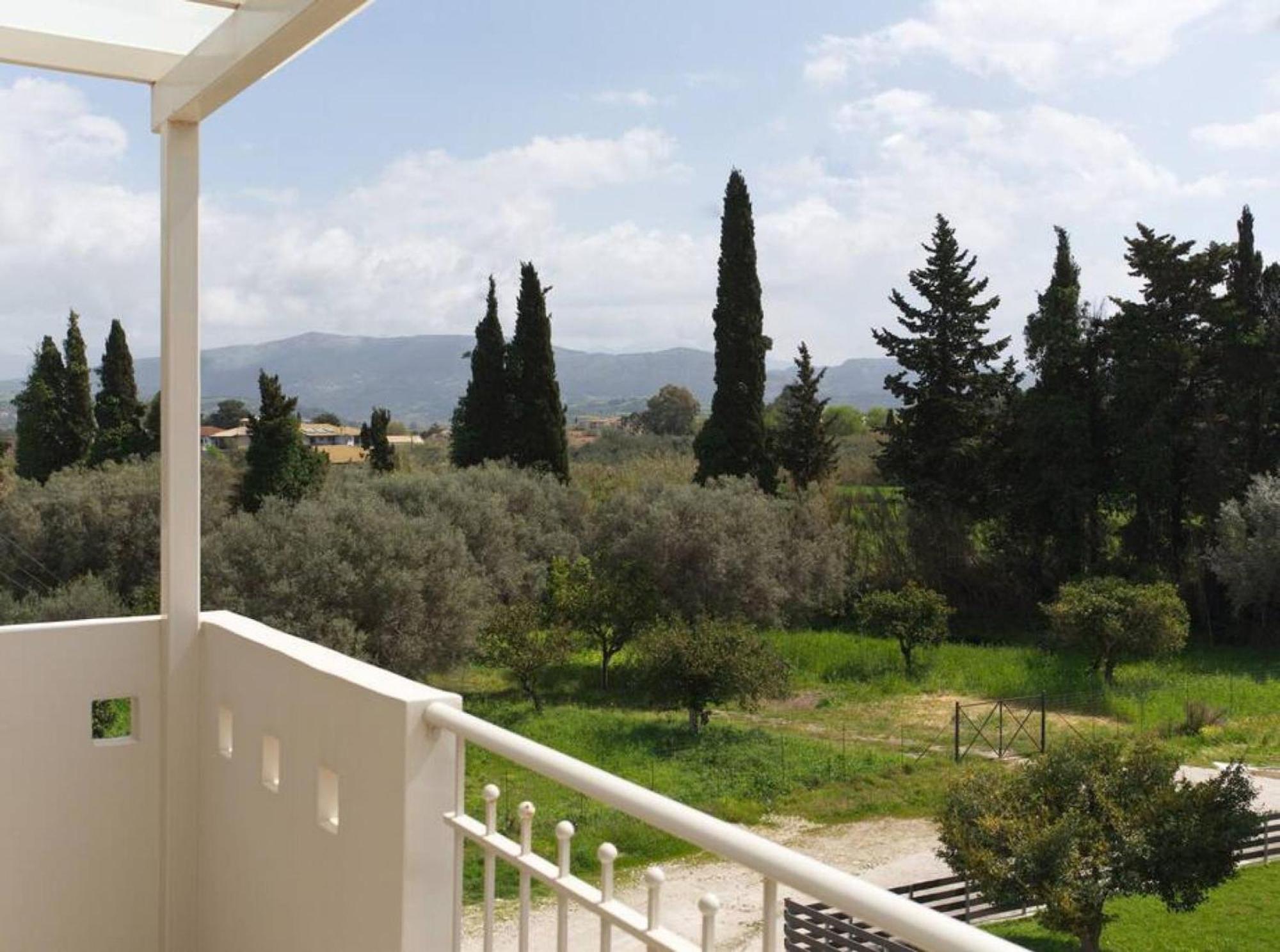 Sunny Apartment Lefkada - Lefkada Bnb Kalligoni ภายนอก รูปภาพ